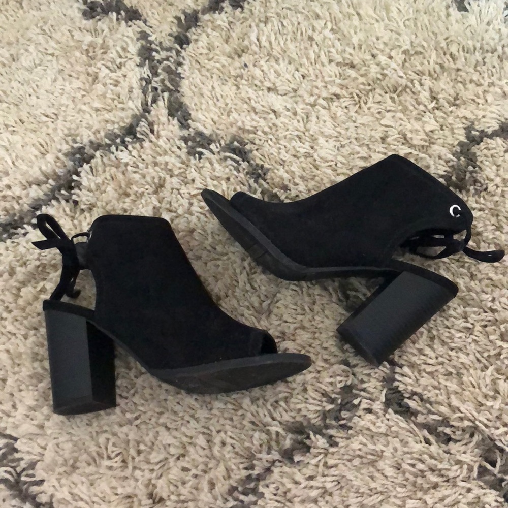 Lauren Conrad black heeled booties